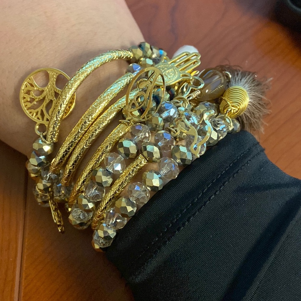 Bracelets set